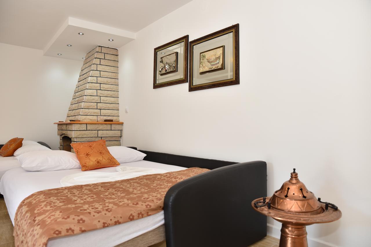 Guest House Evropa Ulcinj Exterior foto